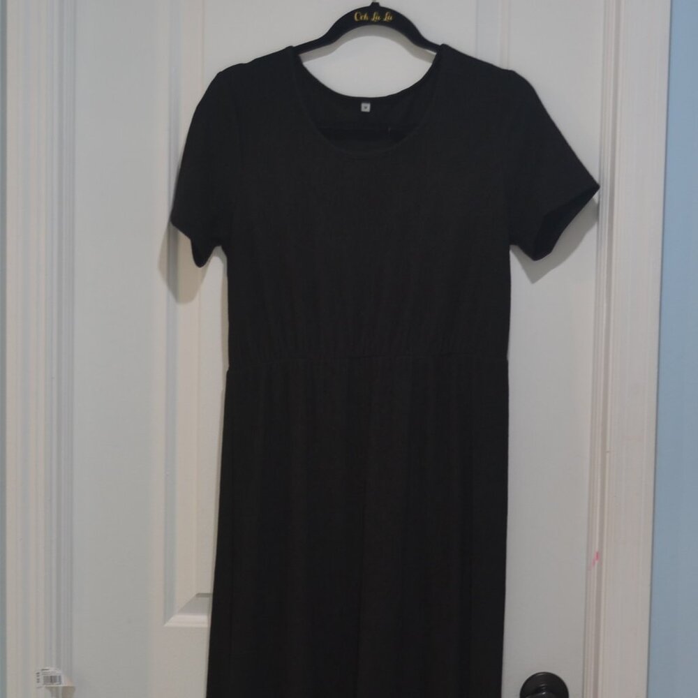 Pre owned Unknown Brand Black maxi dress size Medium.